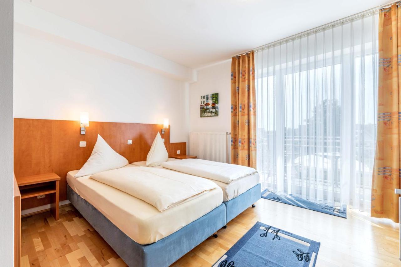 Gasthaus Hotel Ostermeier Аттенкирхен Экстерьер фото