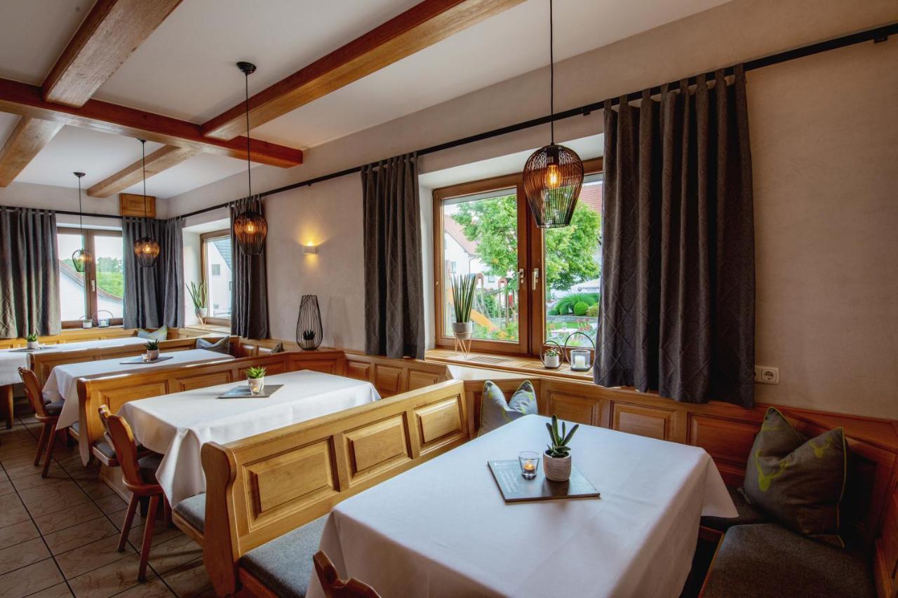 Gasthaus Hotel Ostermeier Аттенкирхен Экстерьер фото