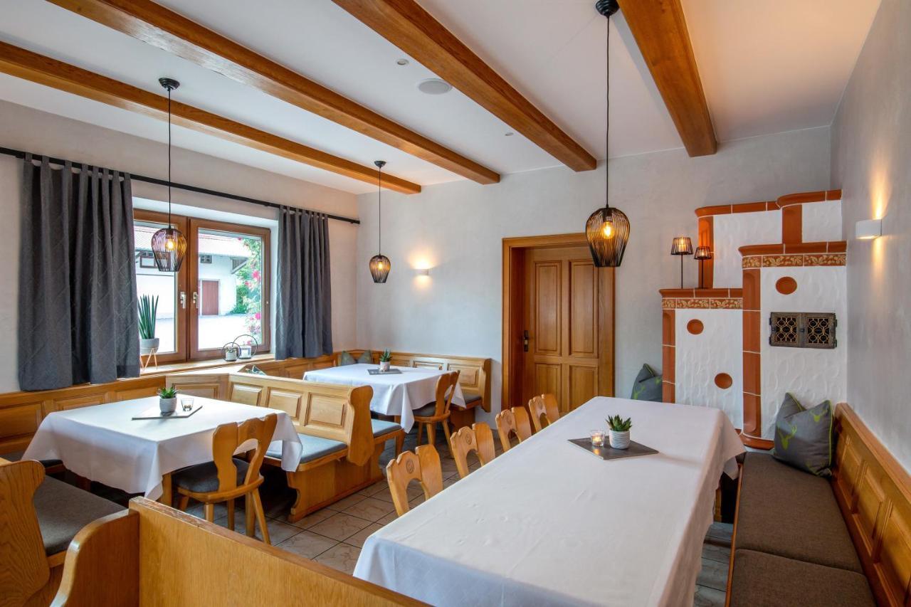 Gasthaus Hotel Ostermeier Аттенкирхен Экстерьер фото